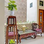 OYO 2317 Griya Merjosari Family Syariah