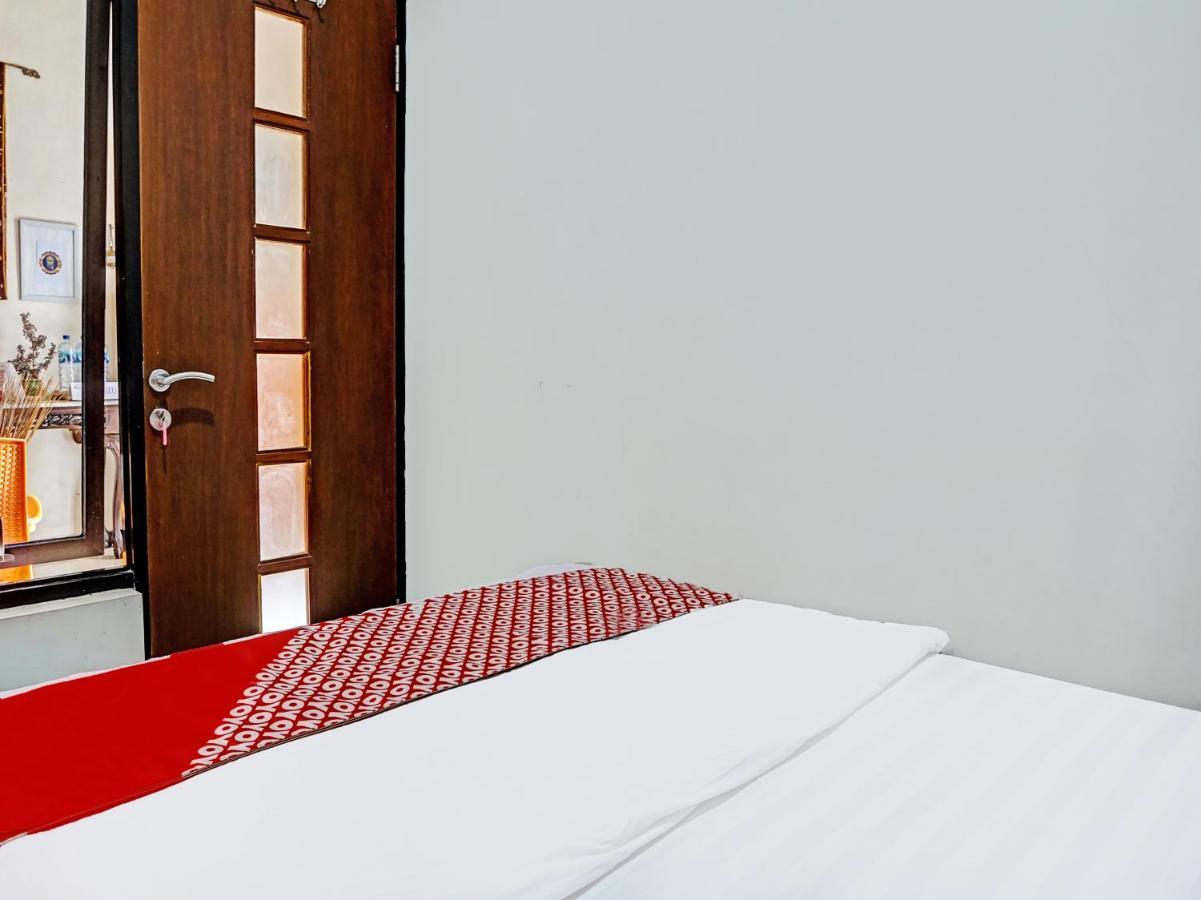 Hotel Oyo 2317 Griya Merjosari Family Syariah 2*